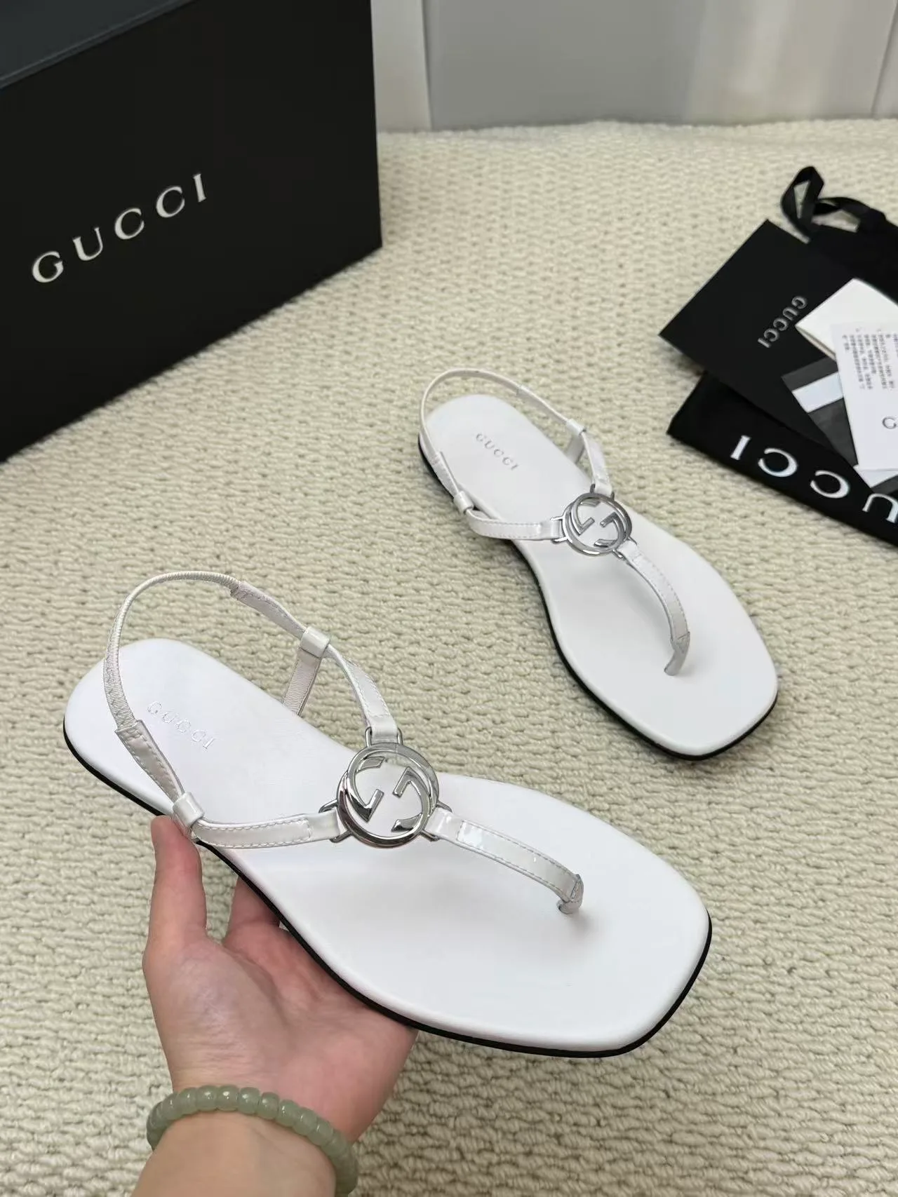Gucci Thong Sandals in White & Silver & Green & Black · view 7