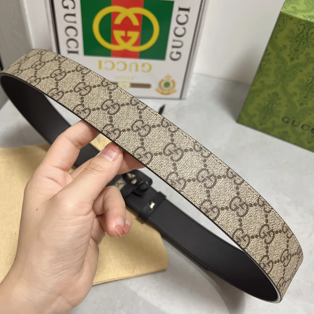 Gucci Cowhide Belt in Black · view 7