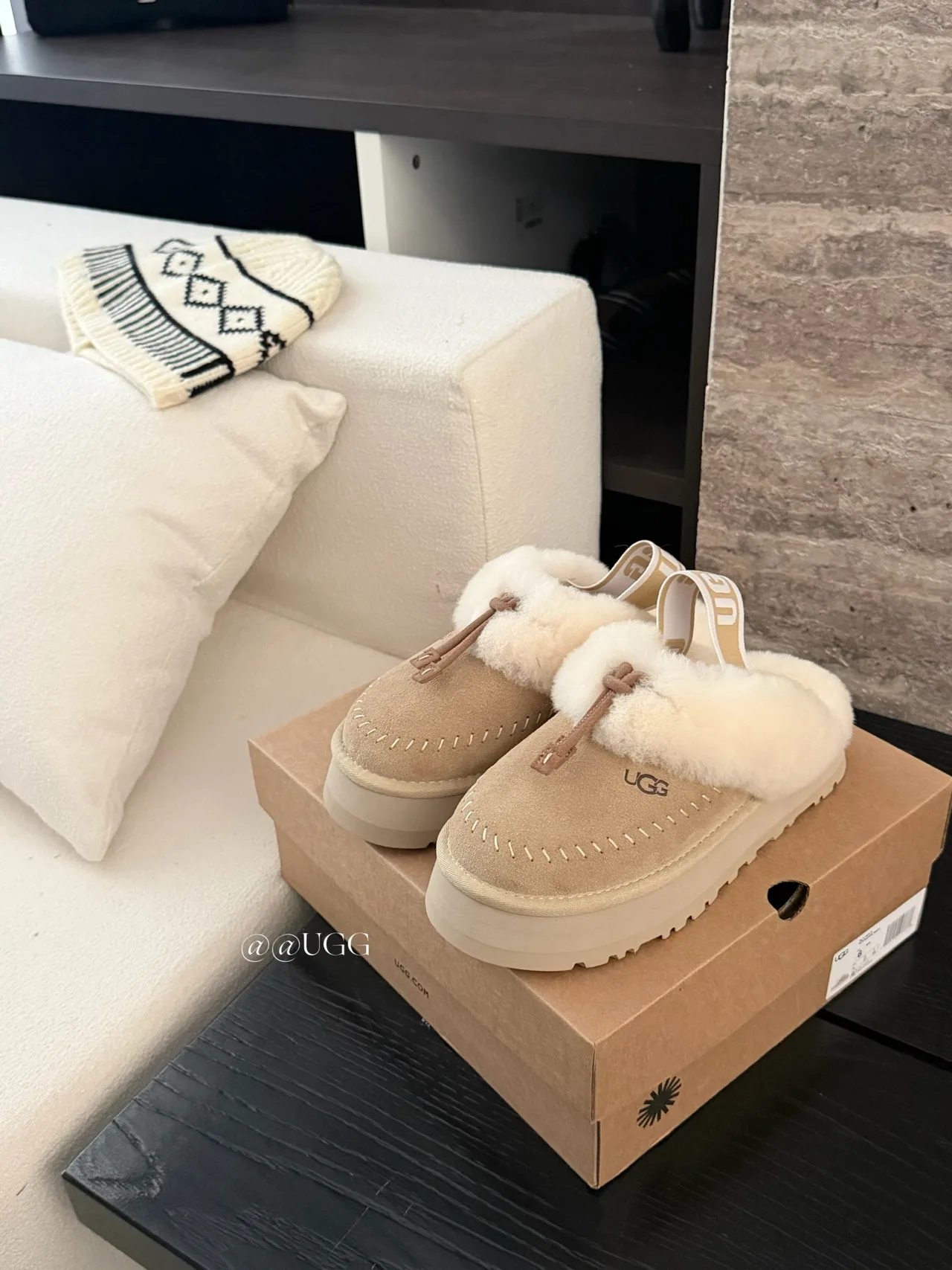 UGG Cowhide Wool Smooth Slippers in Beige · view 1