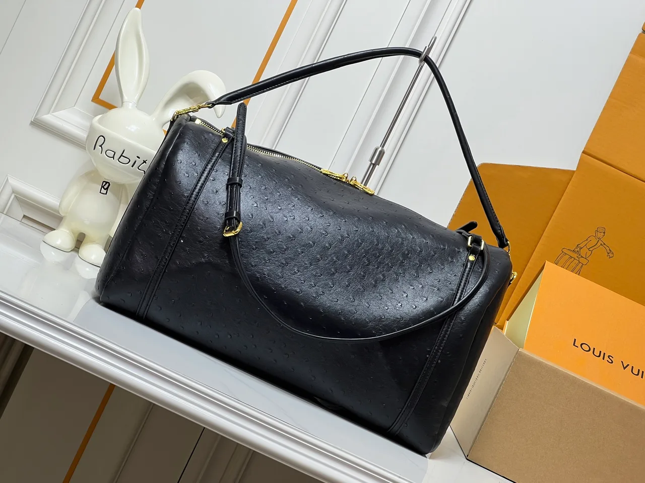 Louis Vuitton Cowhide Canvas Express Travel bag with pictured pouch in Black · view 1