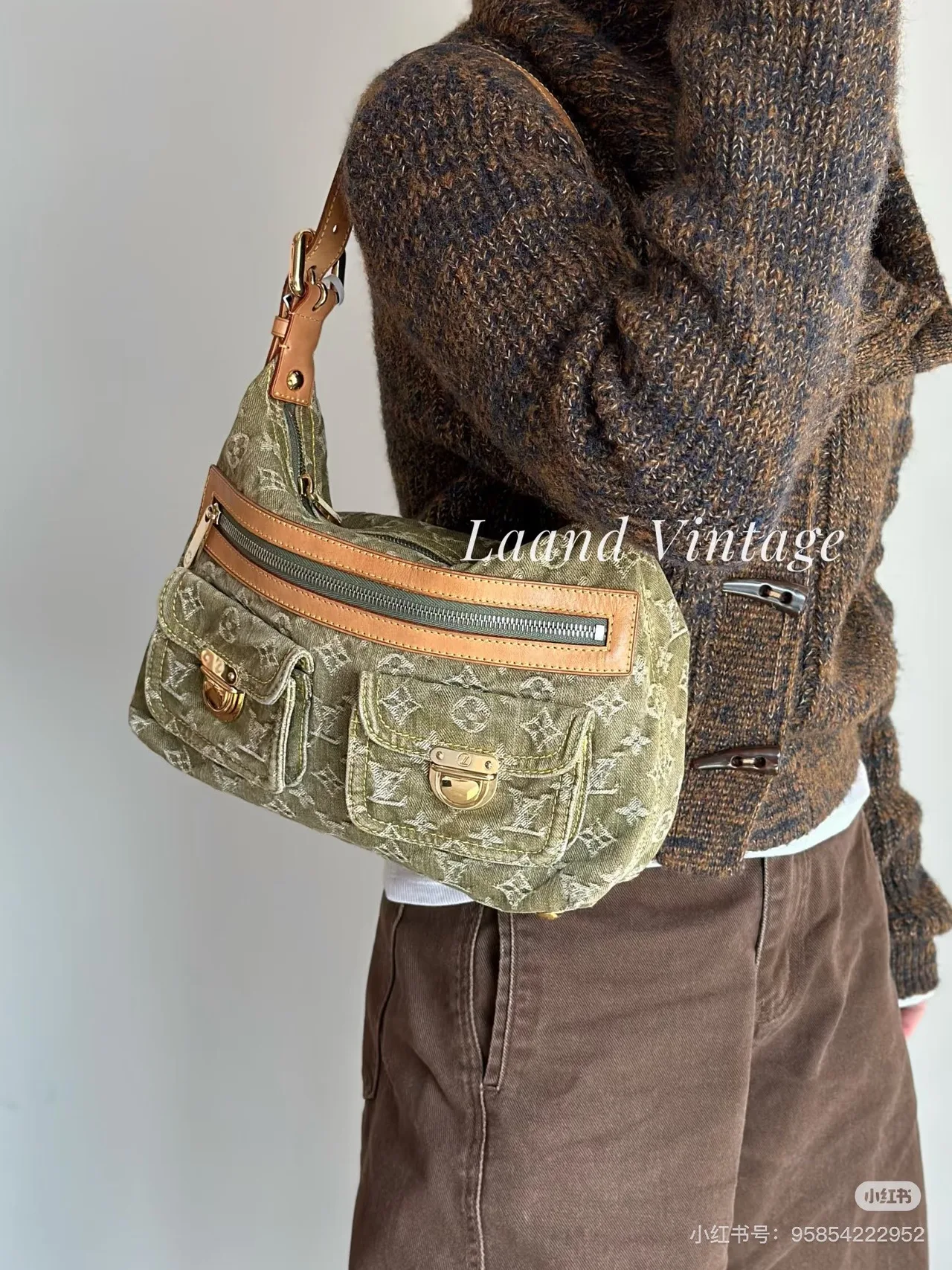 Louis Vuitton Denim Hobo Bag in Green · view 3