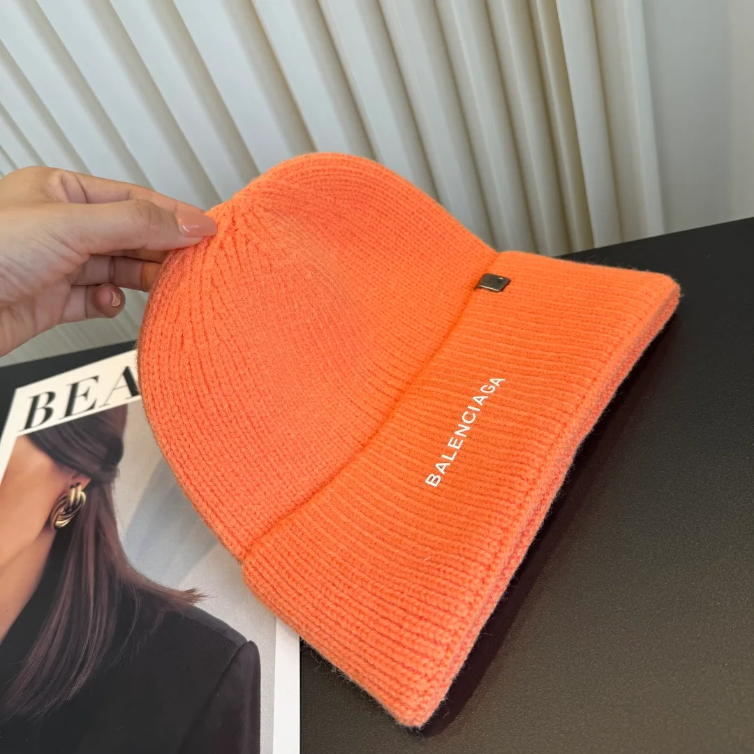 Balenciaga Beanie in Orange · view 6