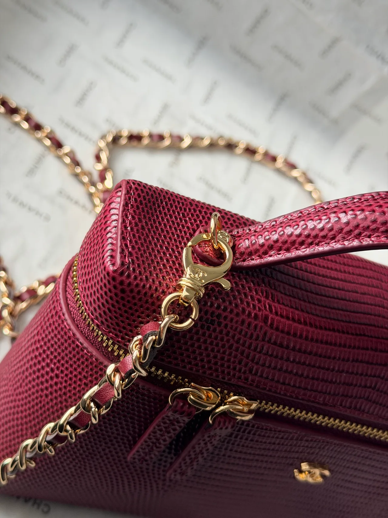 Chanel Cowhide Box Shoulder Bag in Burgundy · view 8