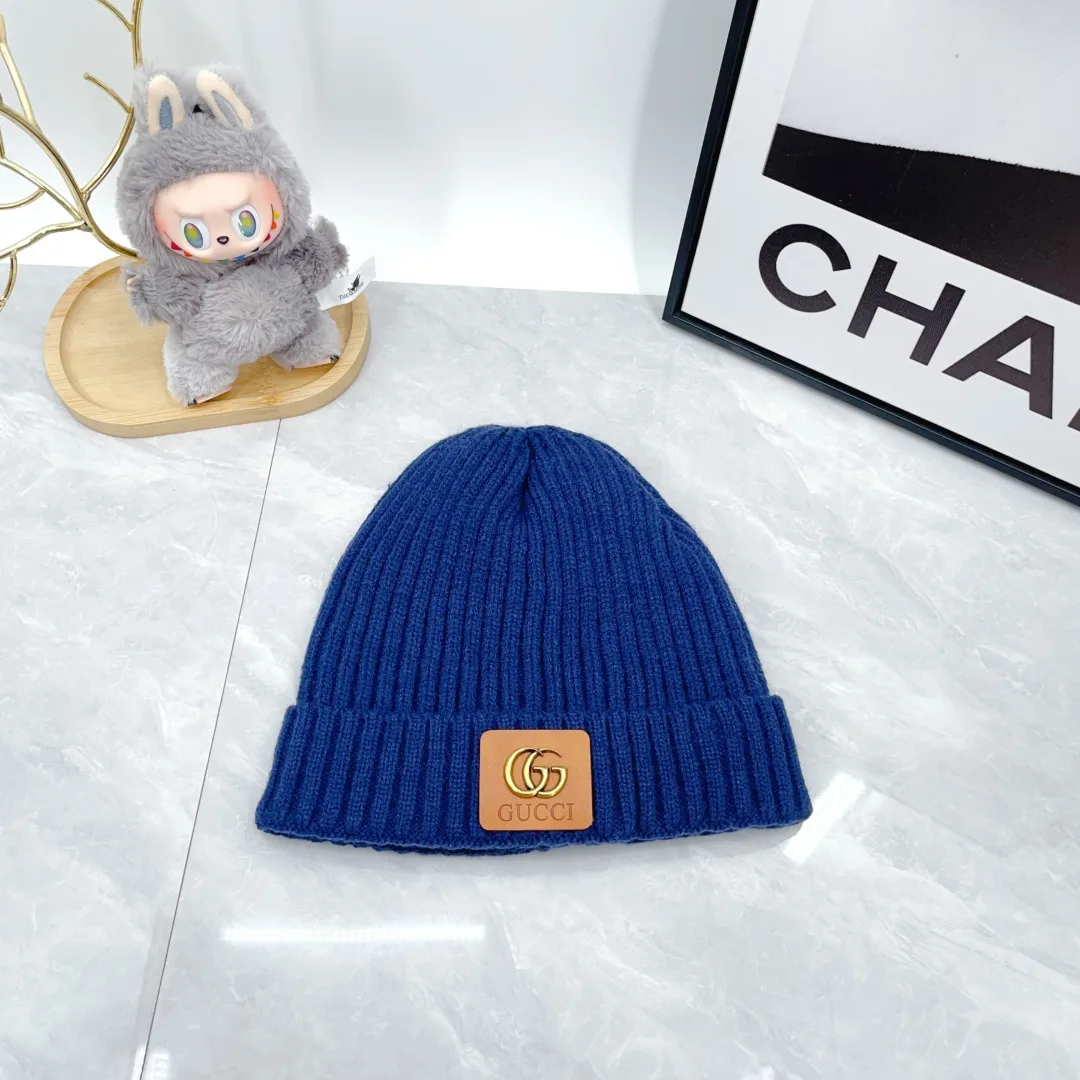 Gucci Wool Hat Scarf and Gloves Set in Blue · view 6