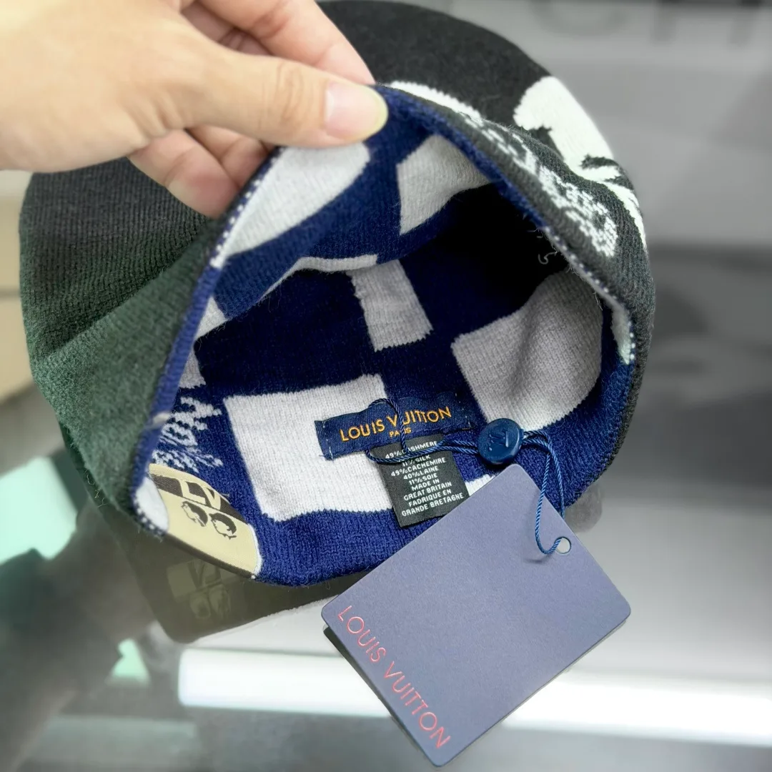 Louis Vuitton Graphic knit beanie in Black & Brown · view 7