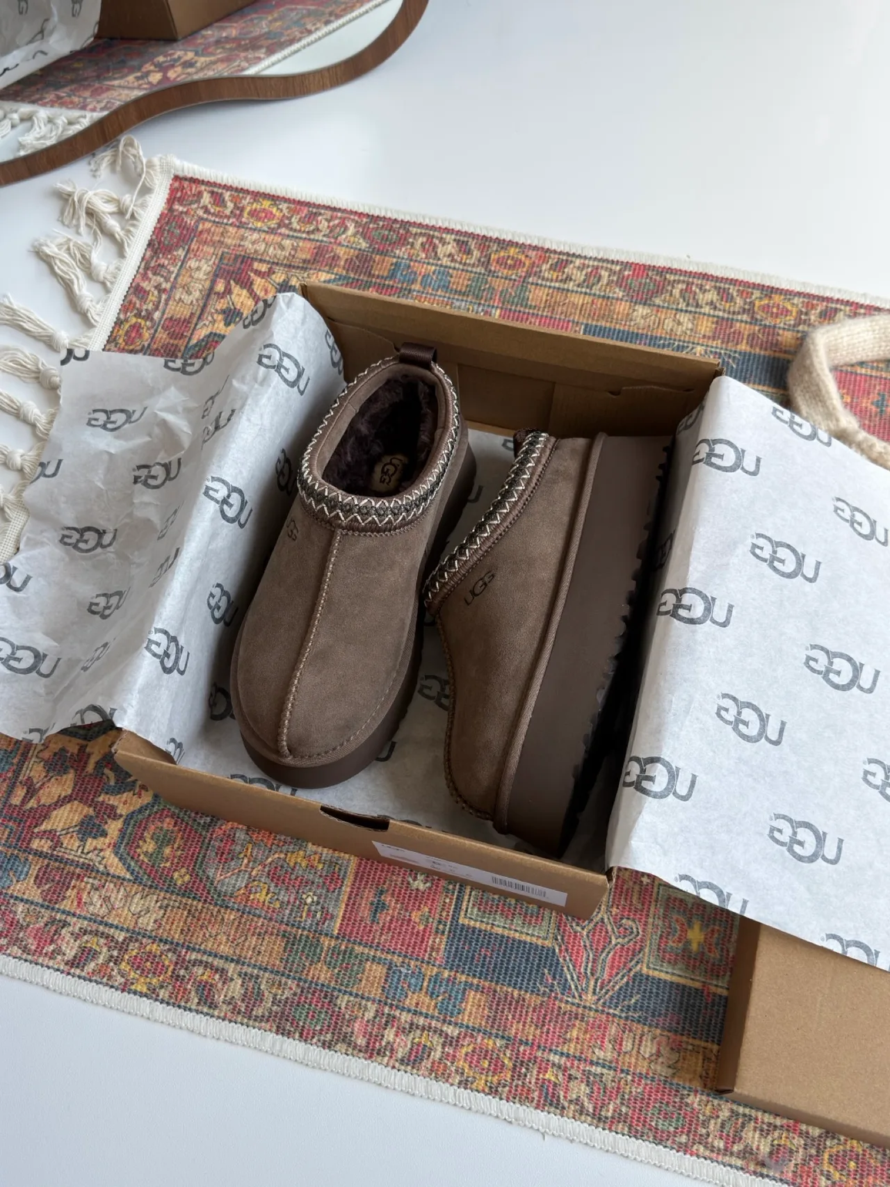 UGG Slippers in Brown · view 4