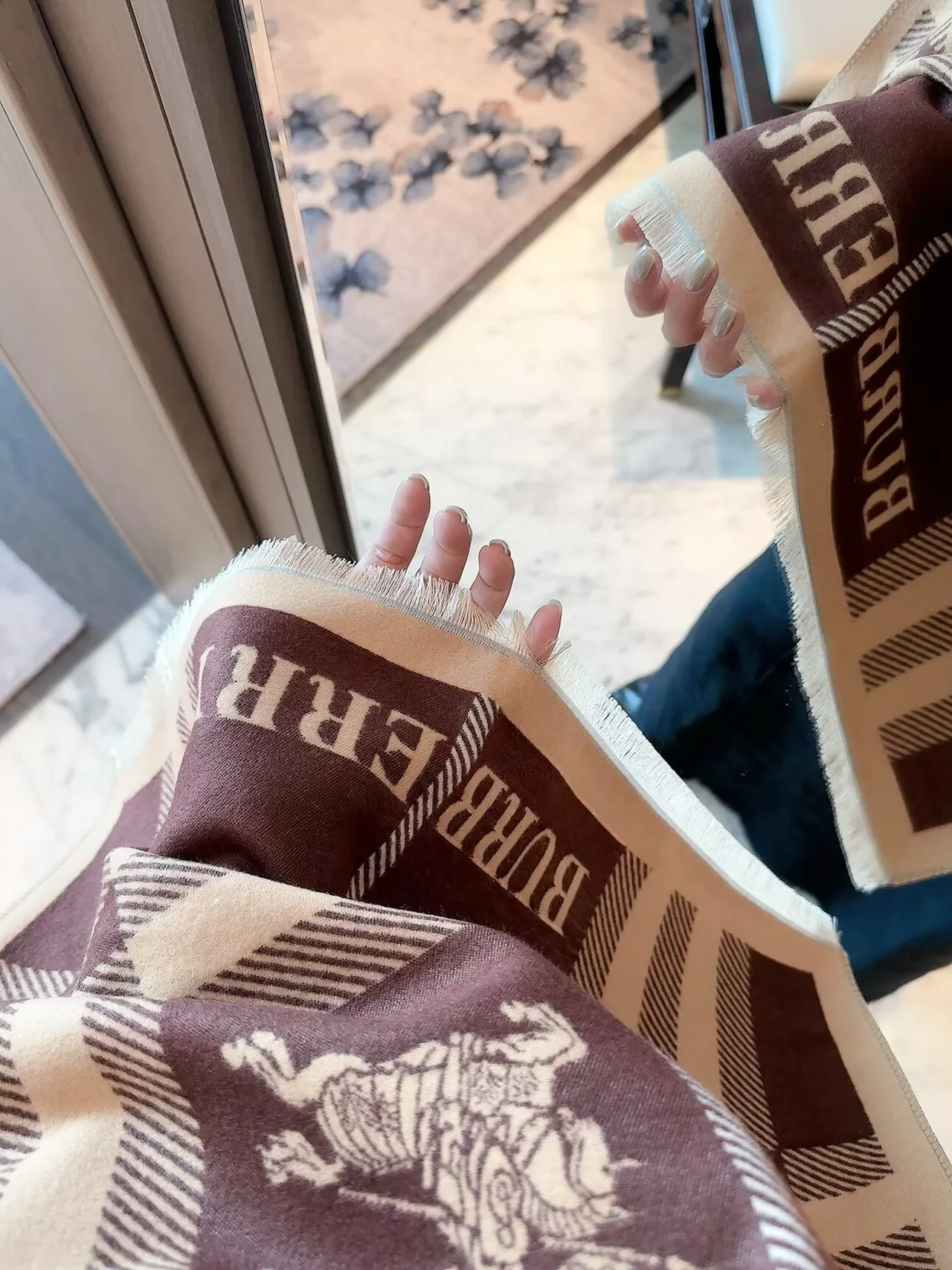 Burberry Reversible checked scarf in Brown & Black · view 7