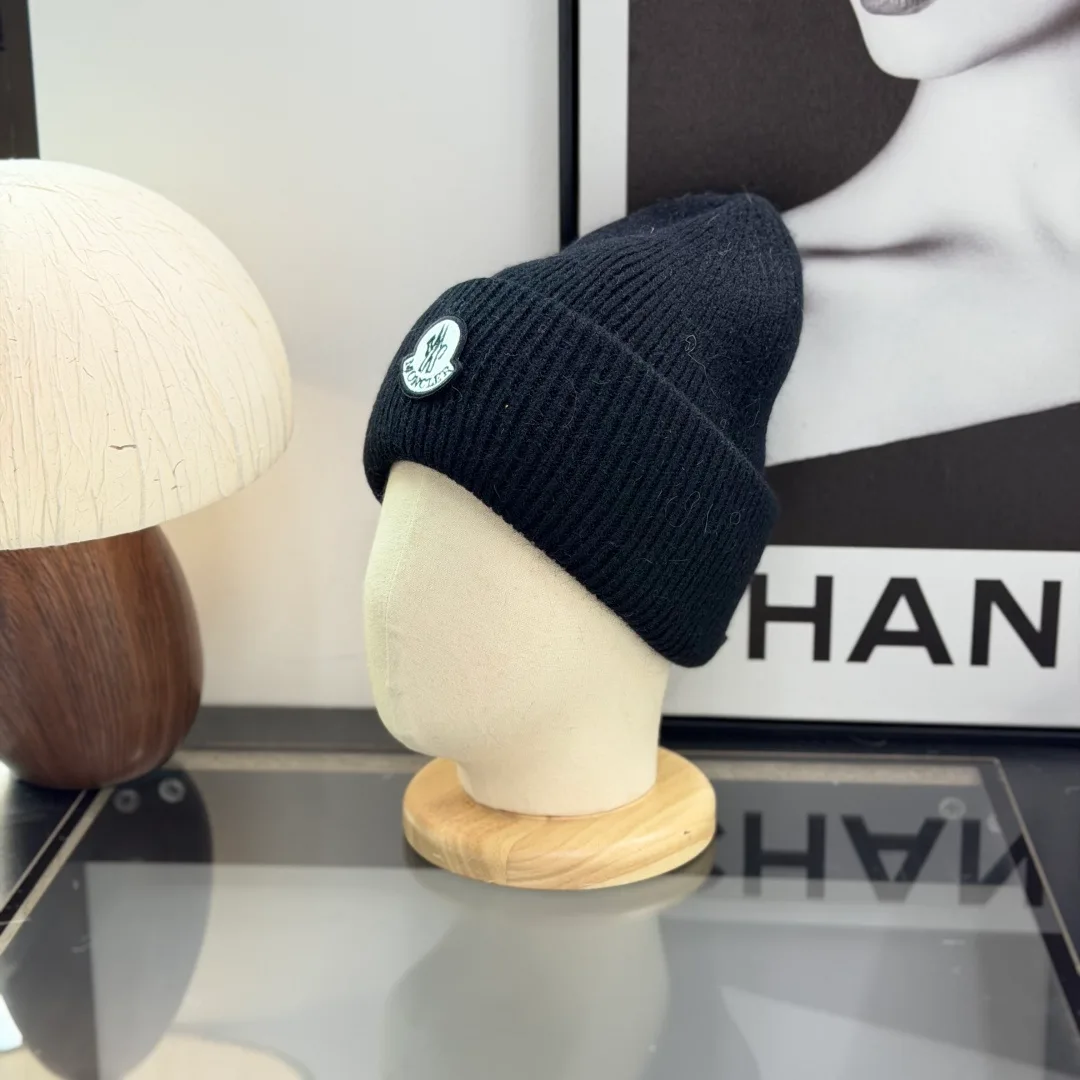 Moncler Beanie in Black · view 4