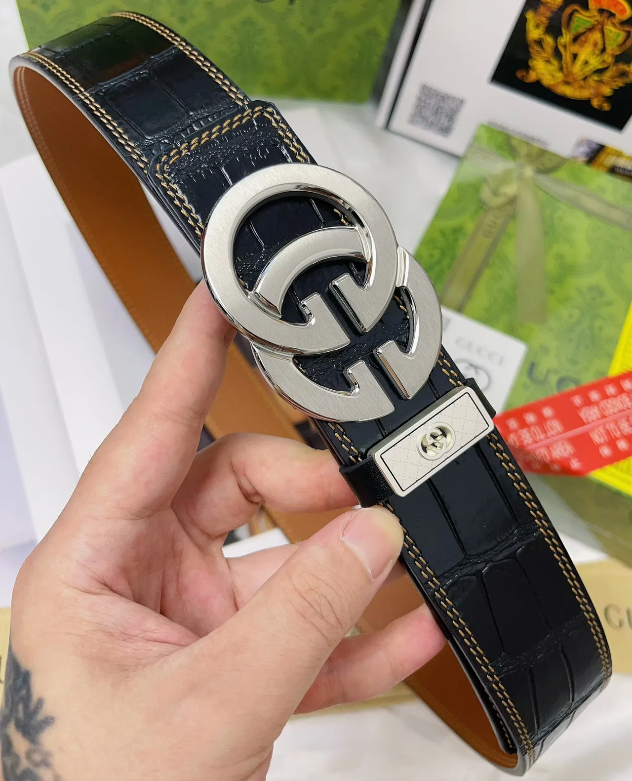 Gucci Cowhide Belt in Black · view 8