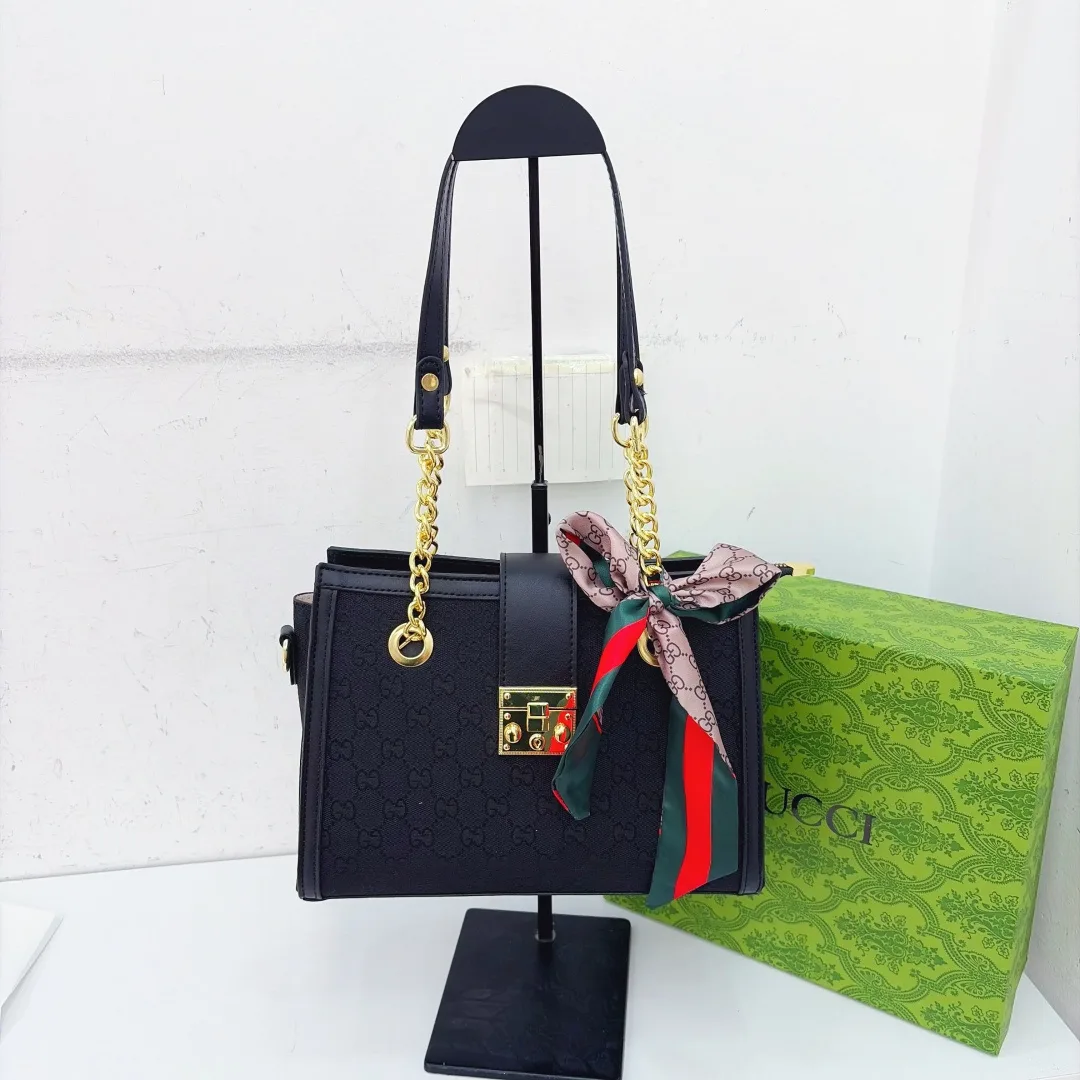 Gucci GG Bow Tote in Beige & Blue & Grey & Black · view 5