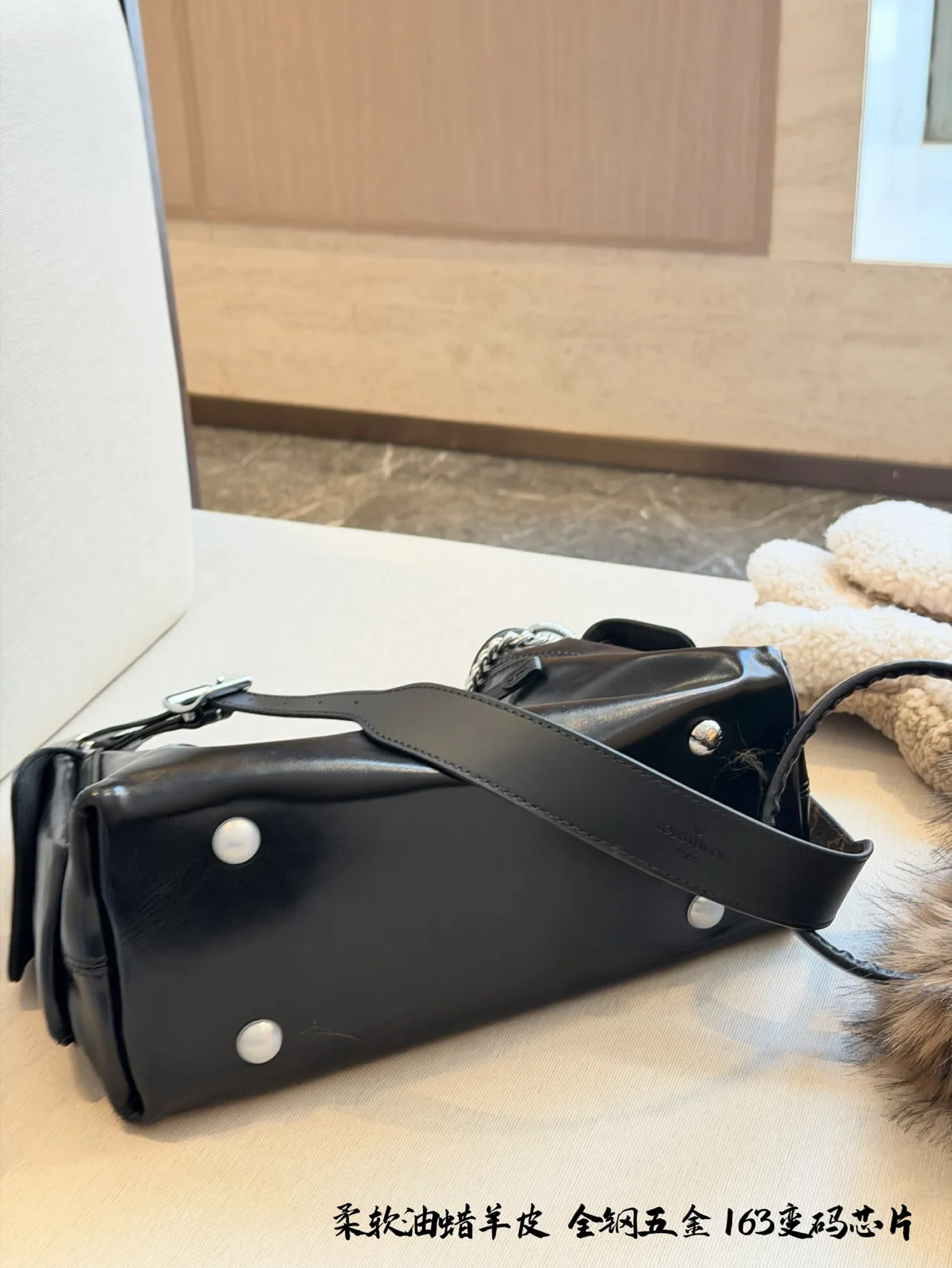 Louis Vuitton Sheepskin Shoulder Bag in Black · view 9