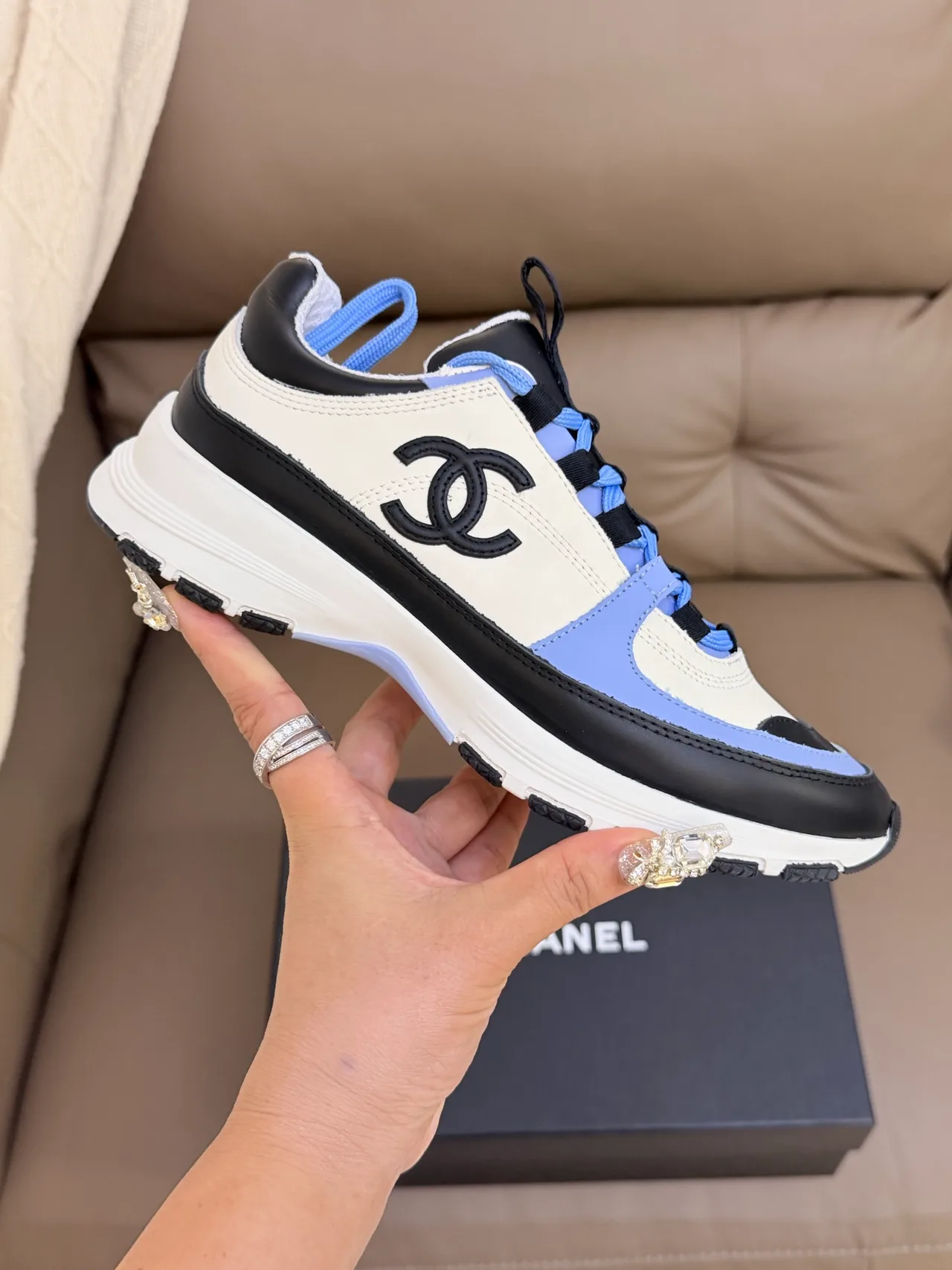 Chanel Cowhide Sheepskin Sneakers in White · view 6