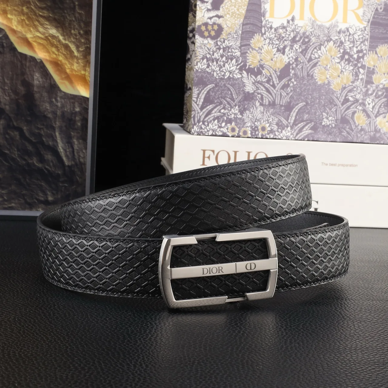 Dior Textured rectangular automatic belt in Black · view 3