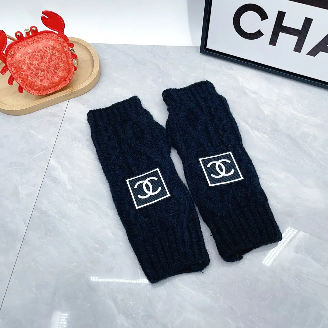 Chanel Wool Smooth Hat Scarf and Gloves Set in Blue · view 7