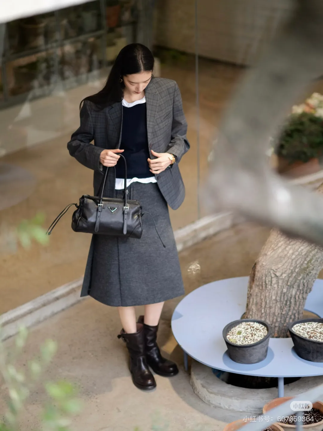 Prada Leather Smooth Soft Bonnie Bag in Black · view 2