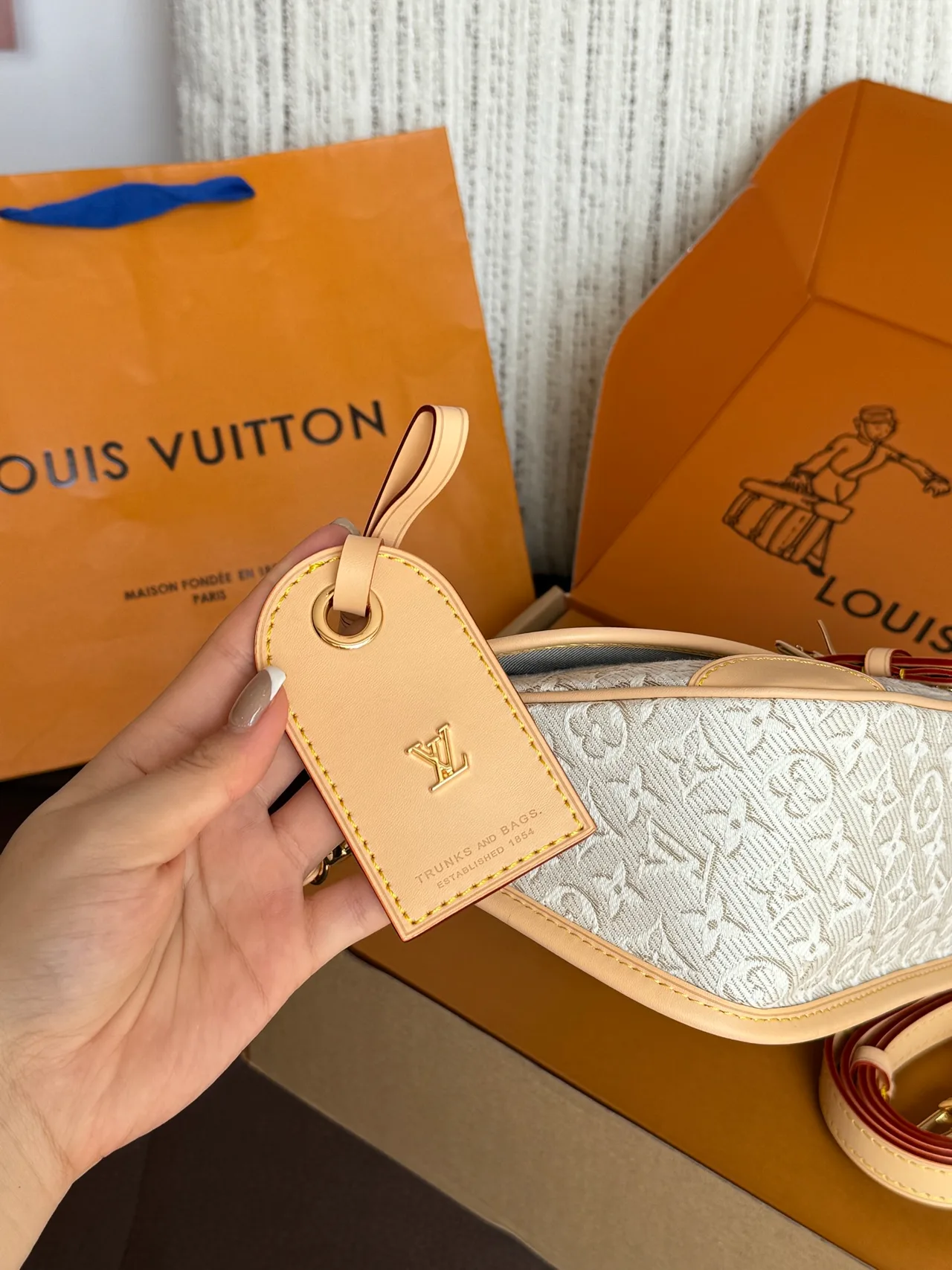 Louis Vuitton Denim Baguette Crossbody Bag in Grey · view 5