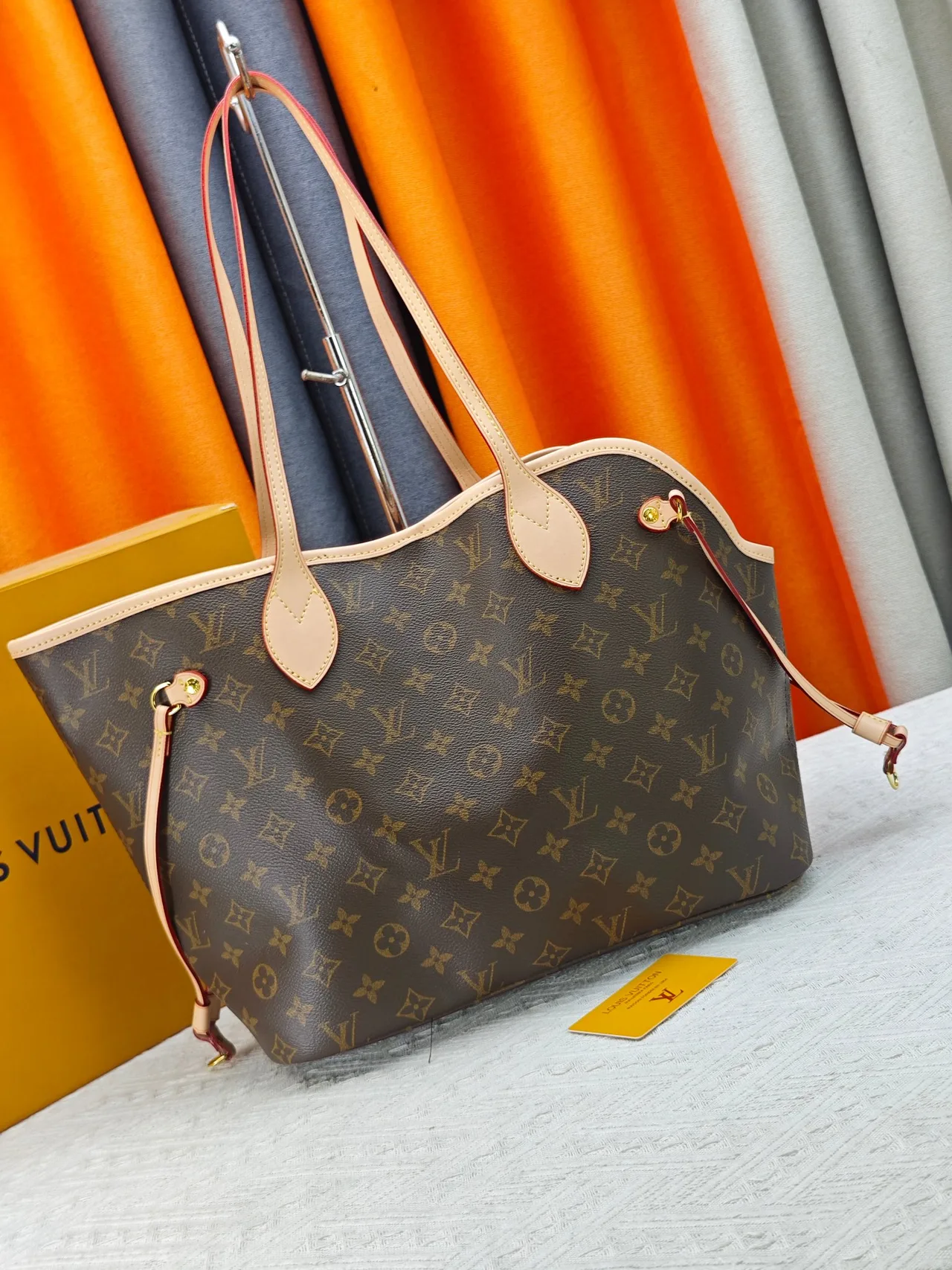 Louis Vuitton Neverfull Canvas Tote in Brown · view 3