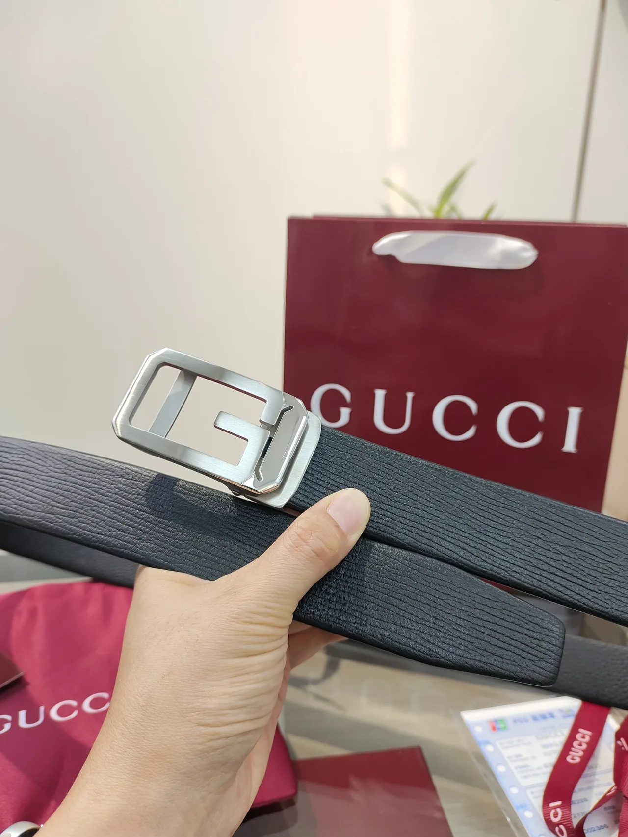 Gucci Calfskin Belt in Black · view 3