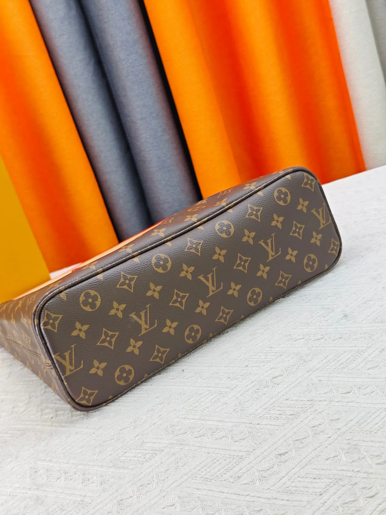 Louis Vuitton Canvas Shoulder Bag in Brown · view 5