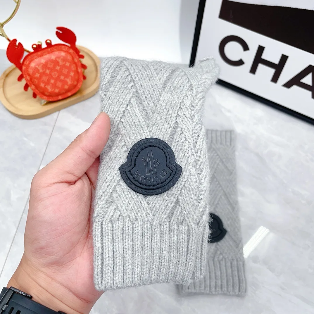 Moncler Wool Hat Scarf and Gloves Set in Grey · view 8