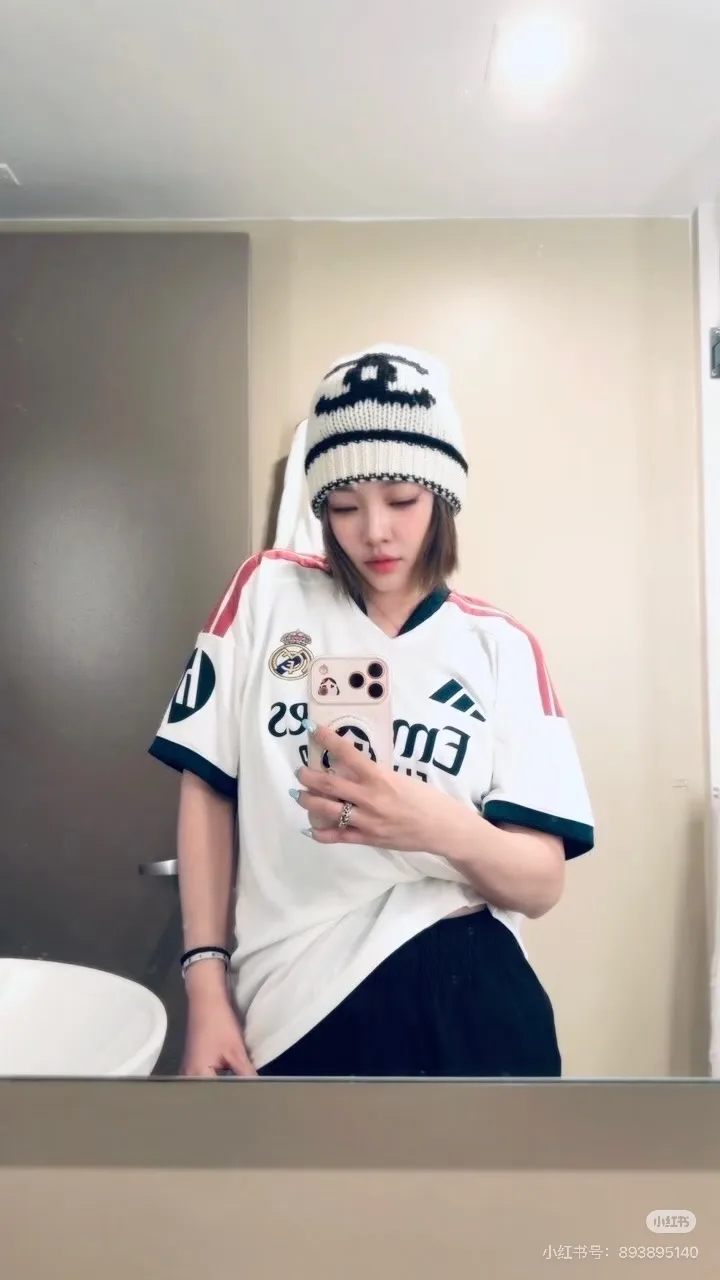 Chanel Striped CC knit beanie in Black & White & Grey · view 2