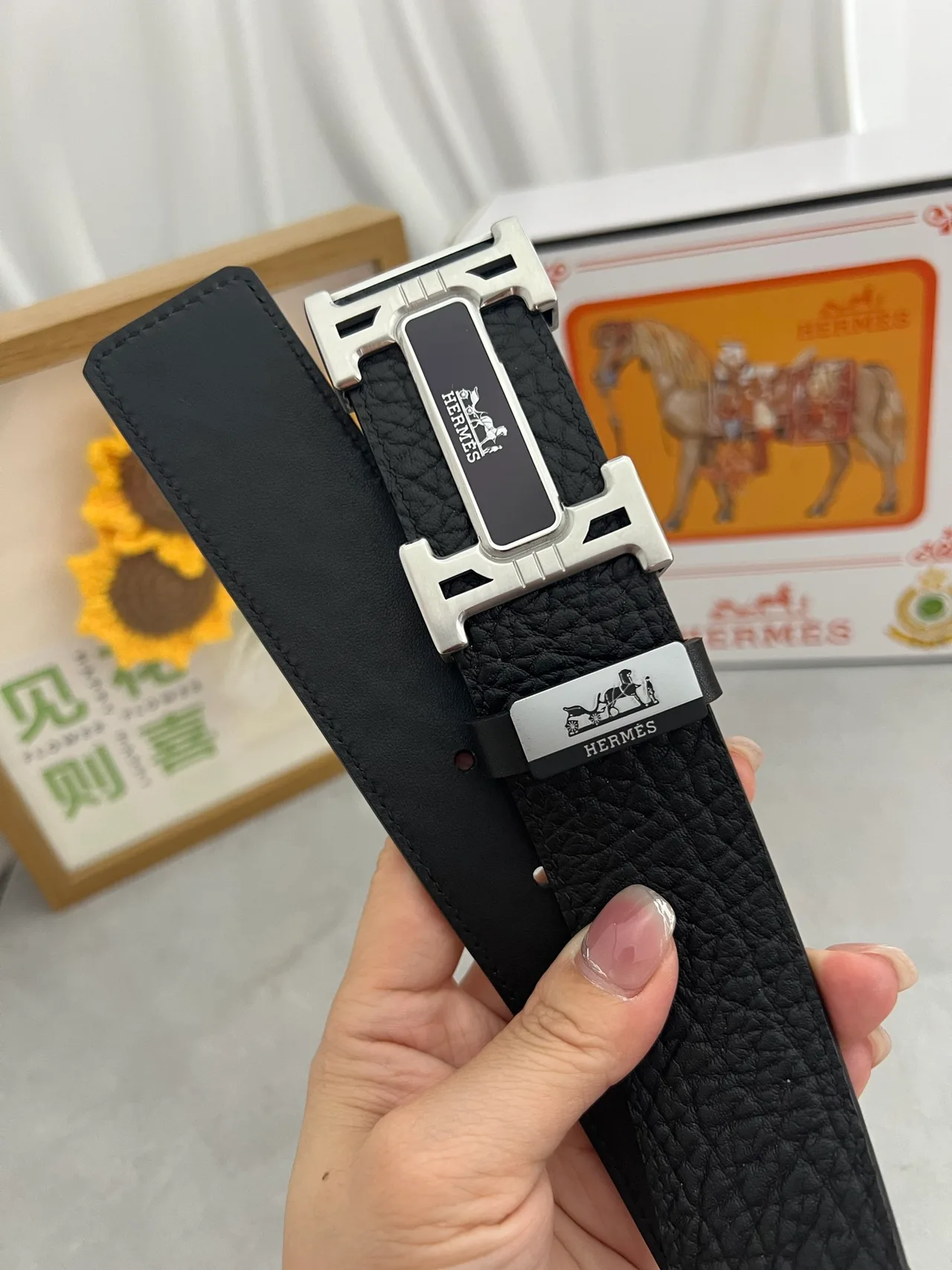 Hermes Rectangular H buckle belt in Black · view 7