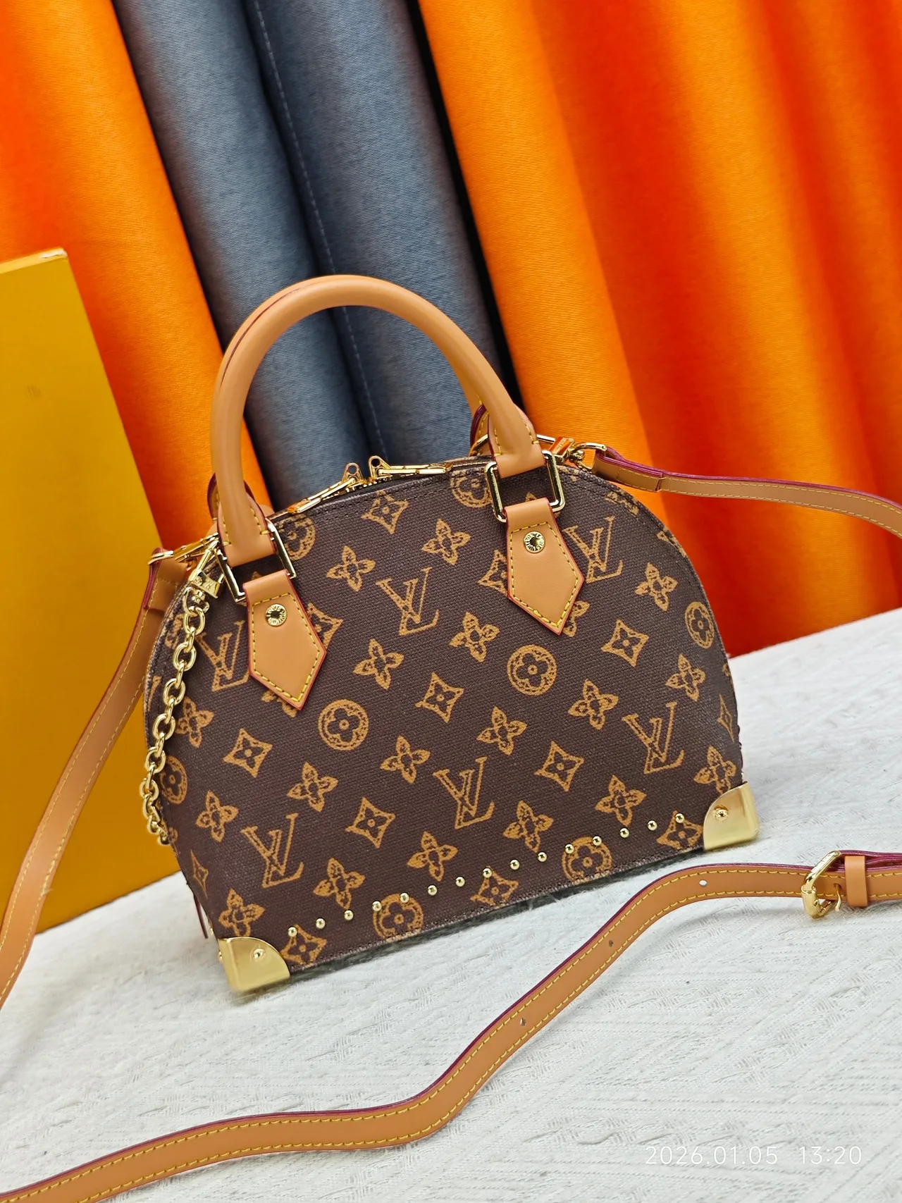 Louis Vuitton Top-Handle Bag in Brown · view 4