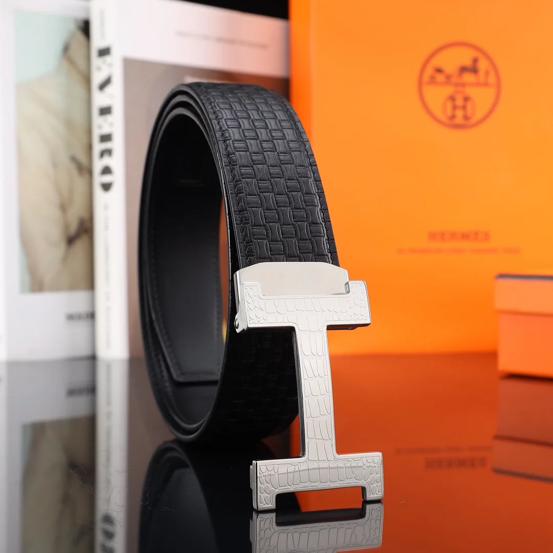 Hermes H Automatic Belt in Black · view 1