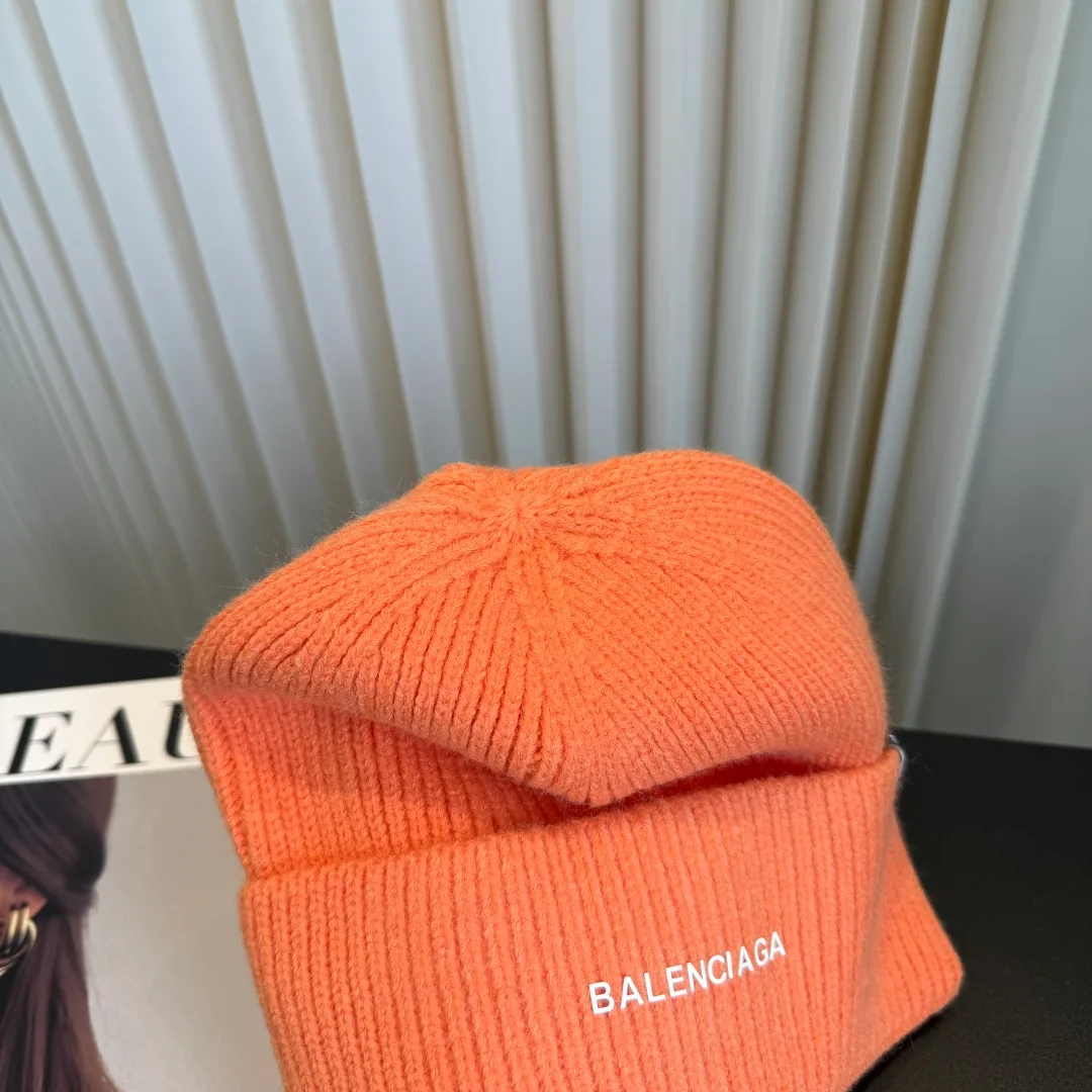 Balenciaga Beanie in Orange · view 7