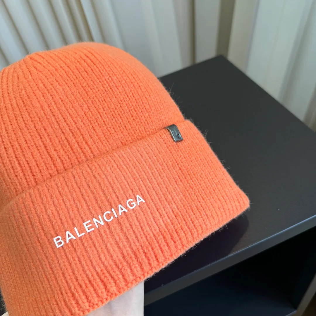 Balenciaga Beanie in Orange · view 5