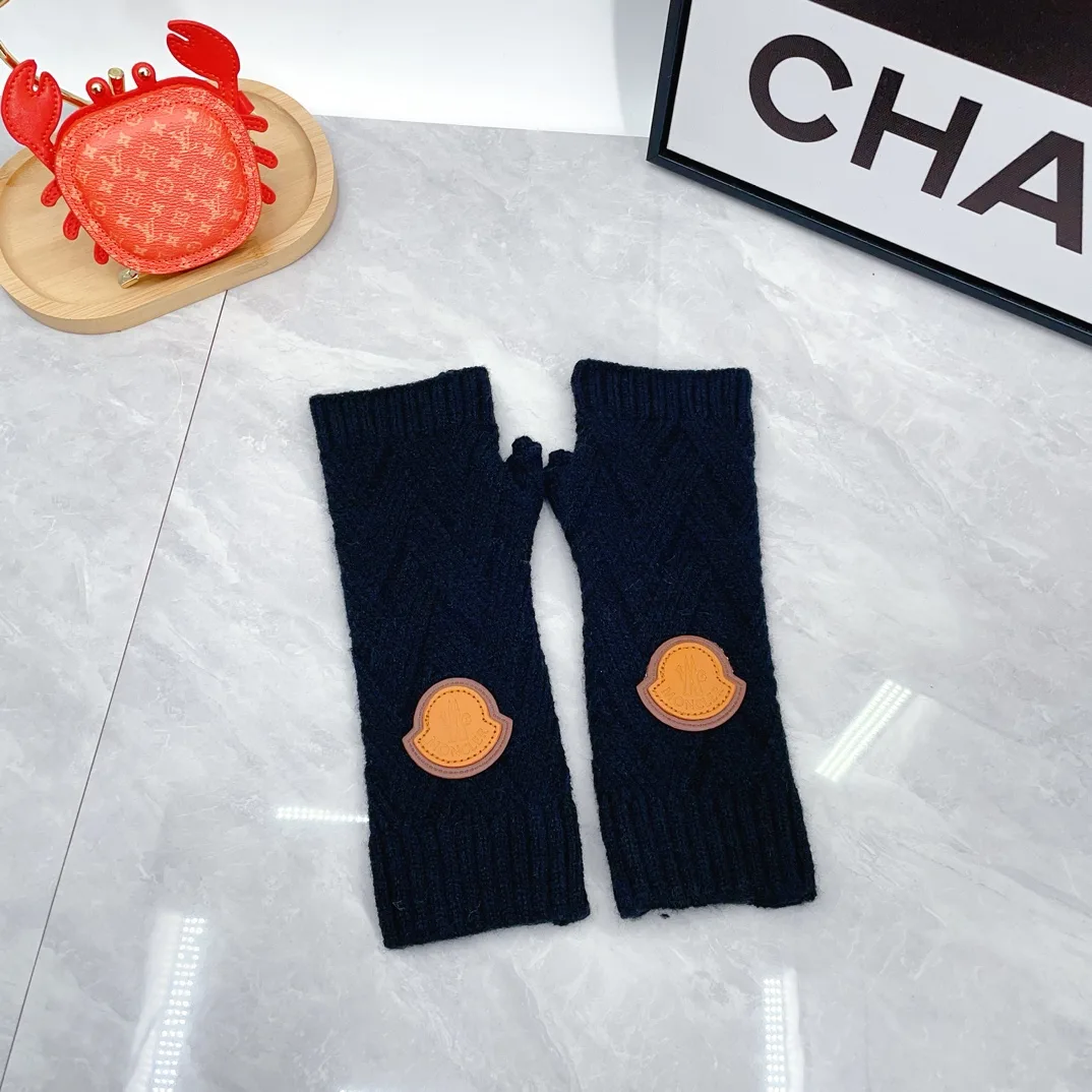 Moncler Wool Hat Scarf and Gloves Set in Blue · view 7