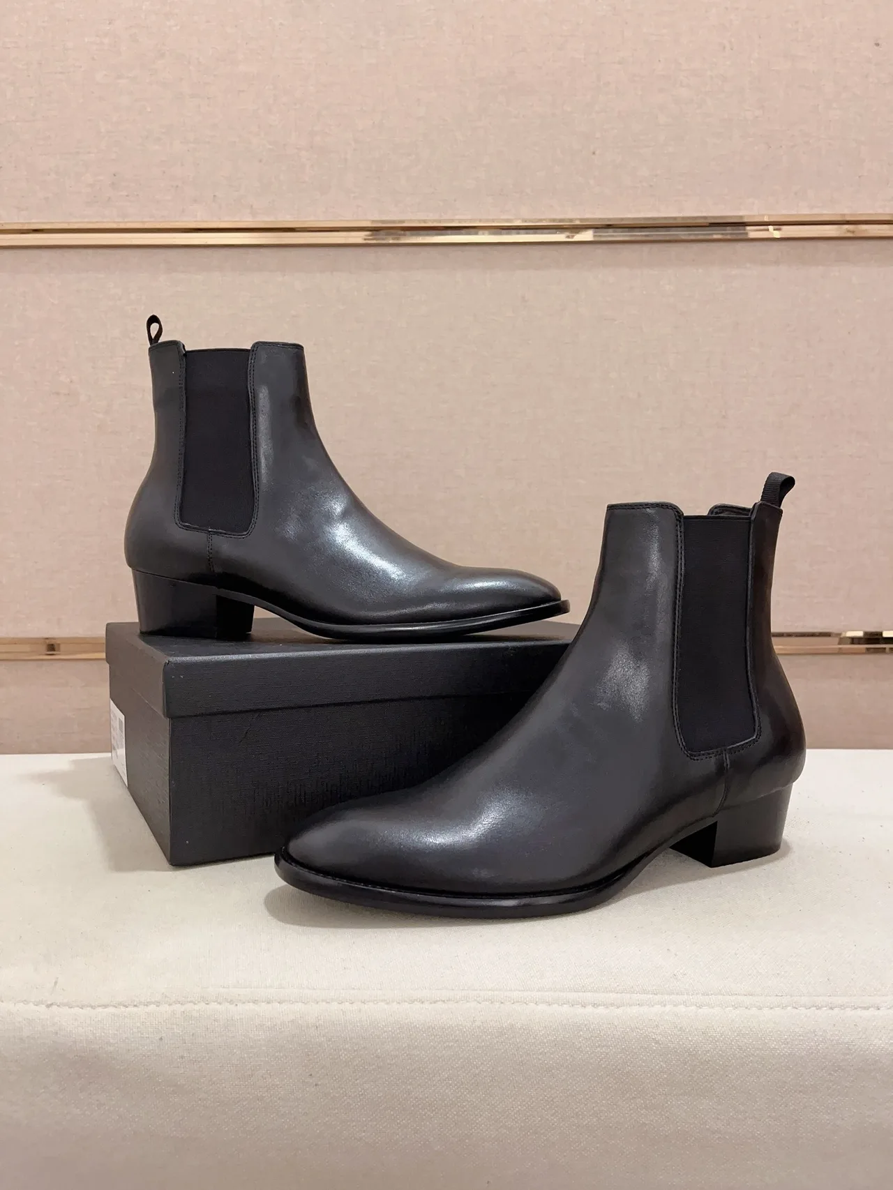 Saint Laurent Cowhide Glossy Pointed-Toe Chelsea Boots in Black · view 2