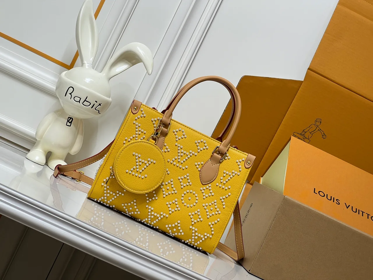 Louis Vuitton Cowhide OnTheGo Tote in Yellow · view 2