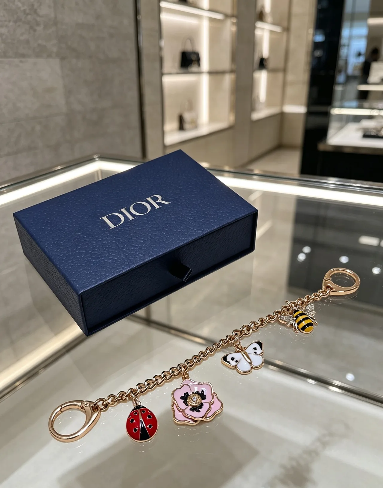 Dior Glossy Garden Charm Chain in Gold · view 2