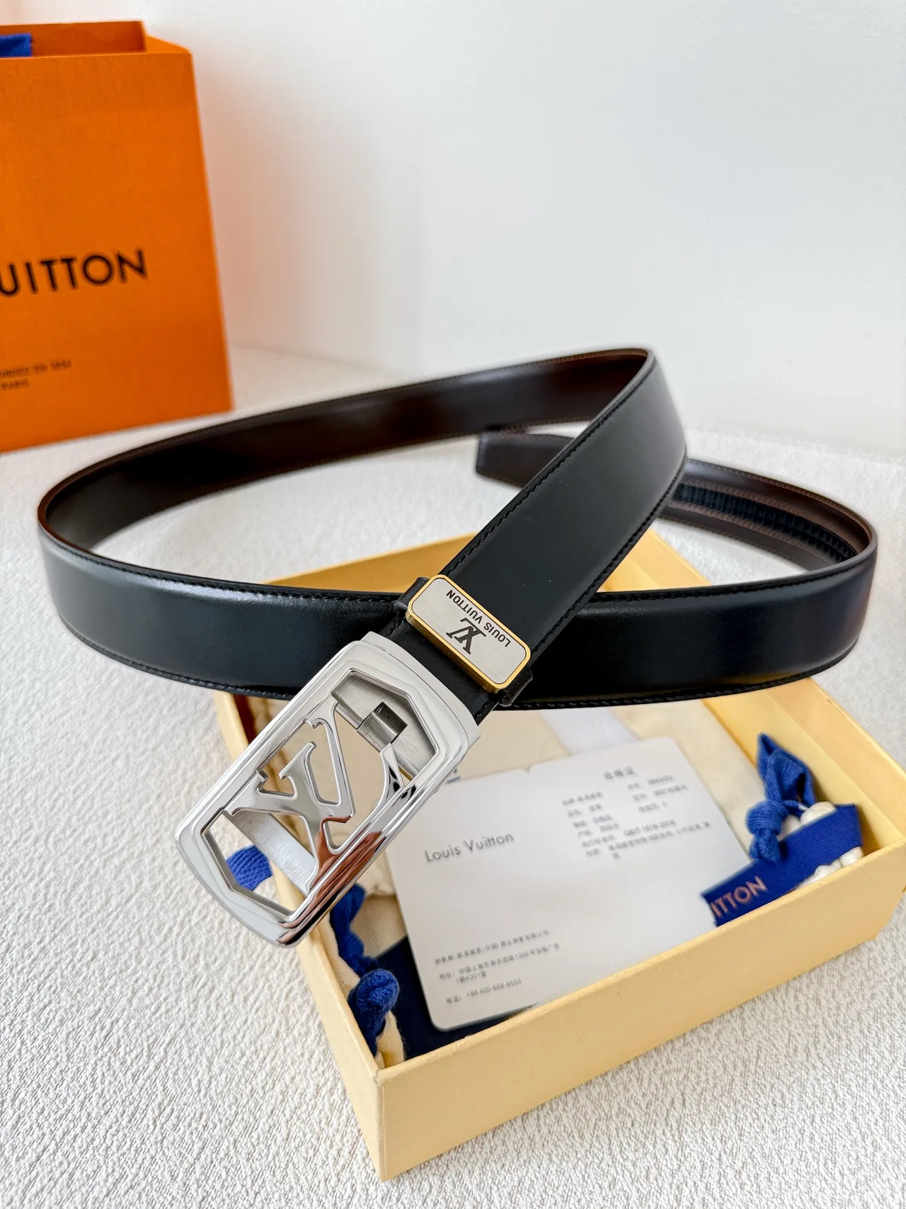 Louis Vuitton Reversible Belt in Black · view 1