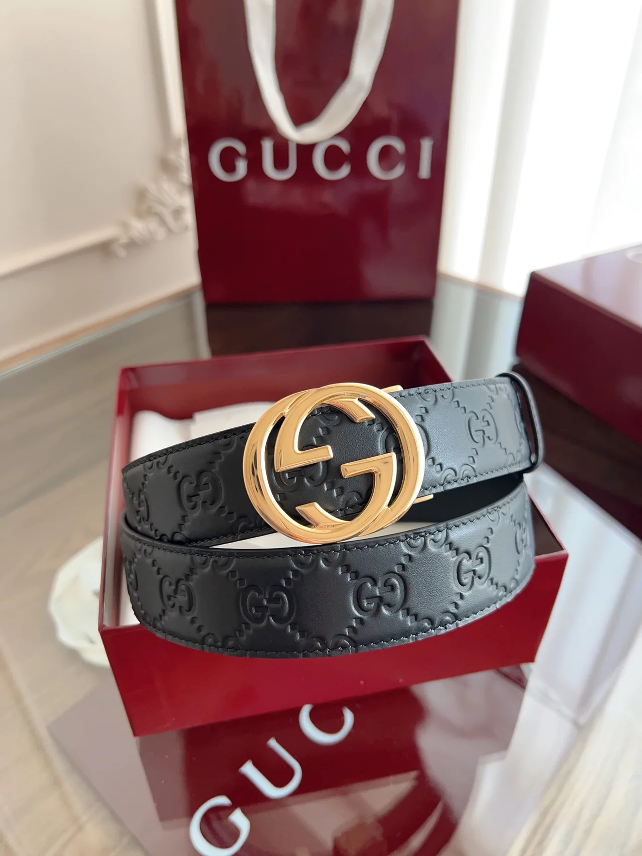 Gucci Cowhide GG Automatic Belt in Black · view 1