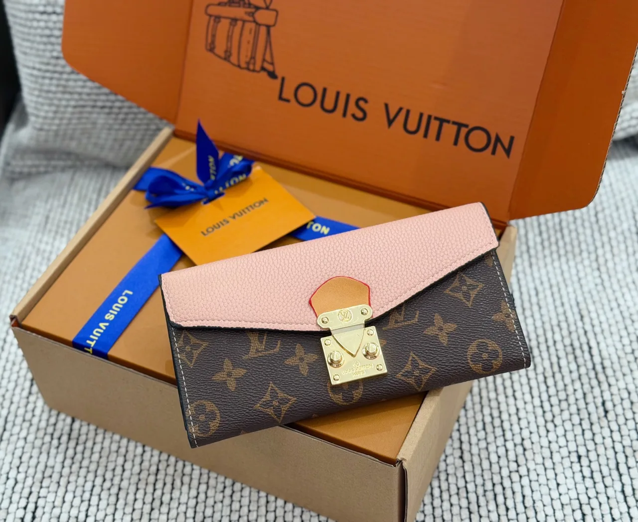 Louis Vuitton Long Wallet in Brown & White & Grey & Black · view 6