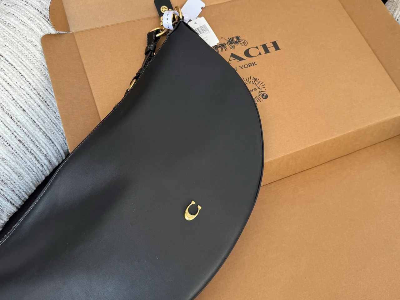 Coach Smooth Shoulder Bag in Black · view 6