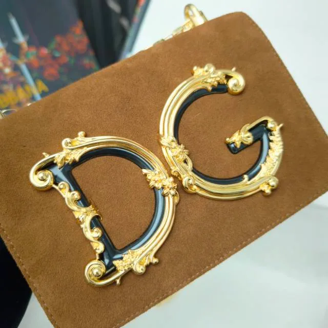Dolce & Gabbana Cowhide Chain Clutch in Tan · view 4