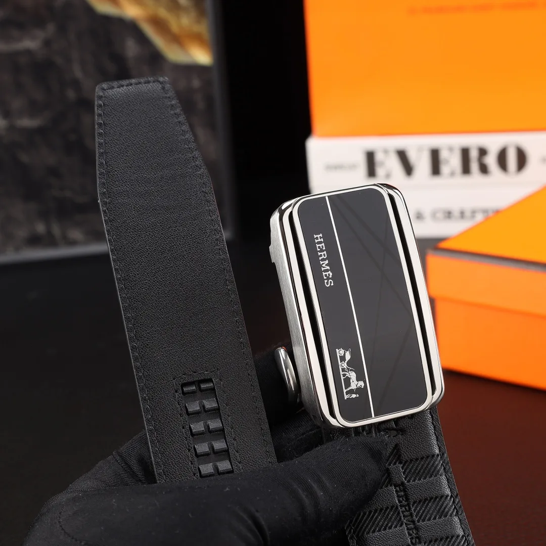Hermes Belt in Black & Brown · view 6