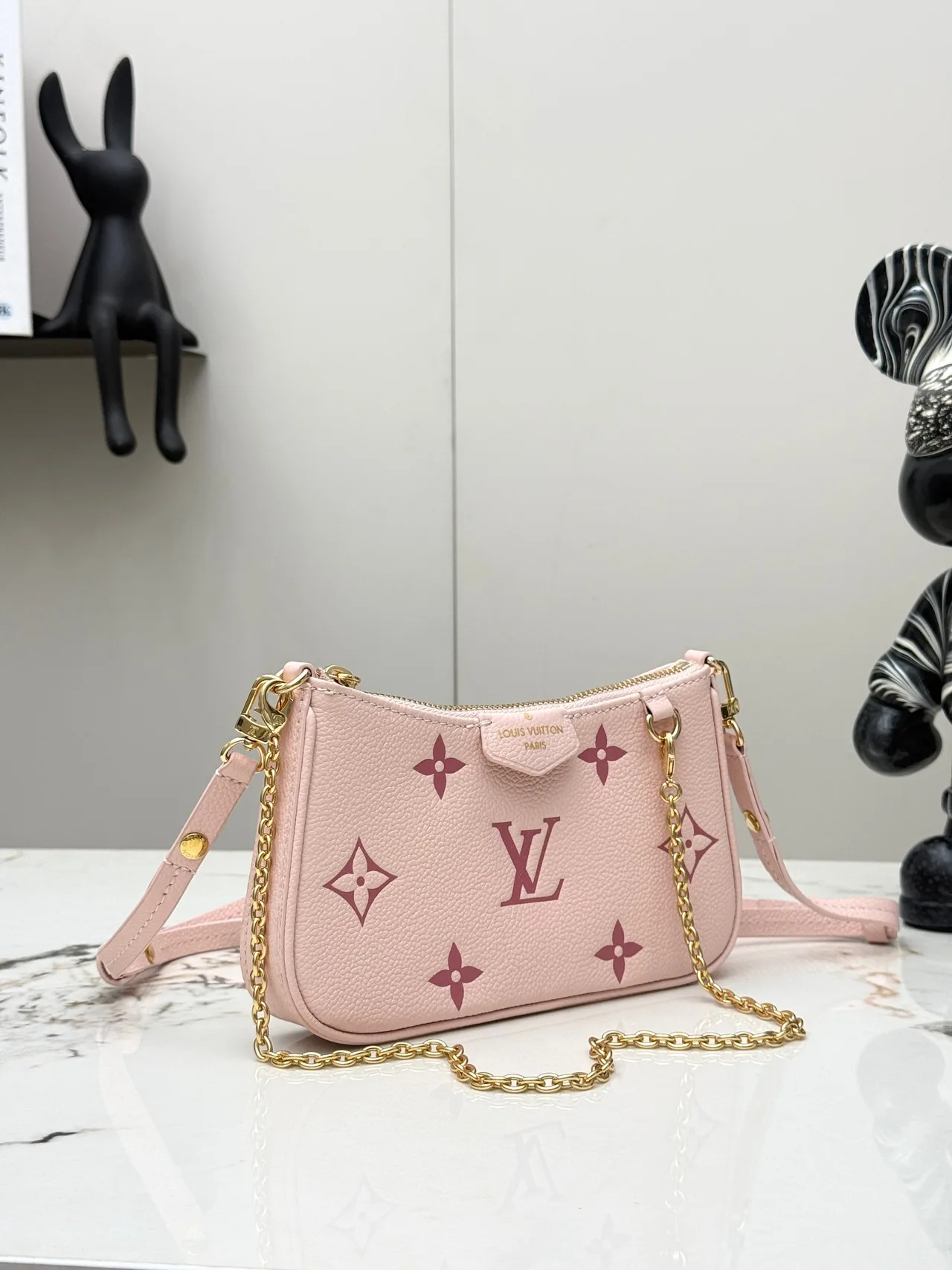 Louis Vuitton Leather Monogram Crossbody Bag in Pink · view 2