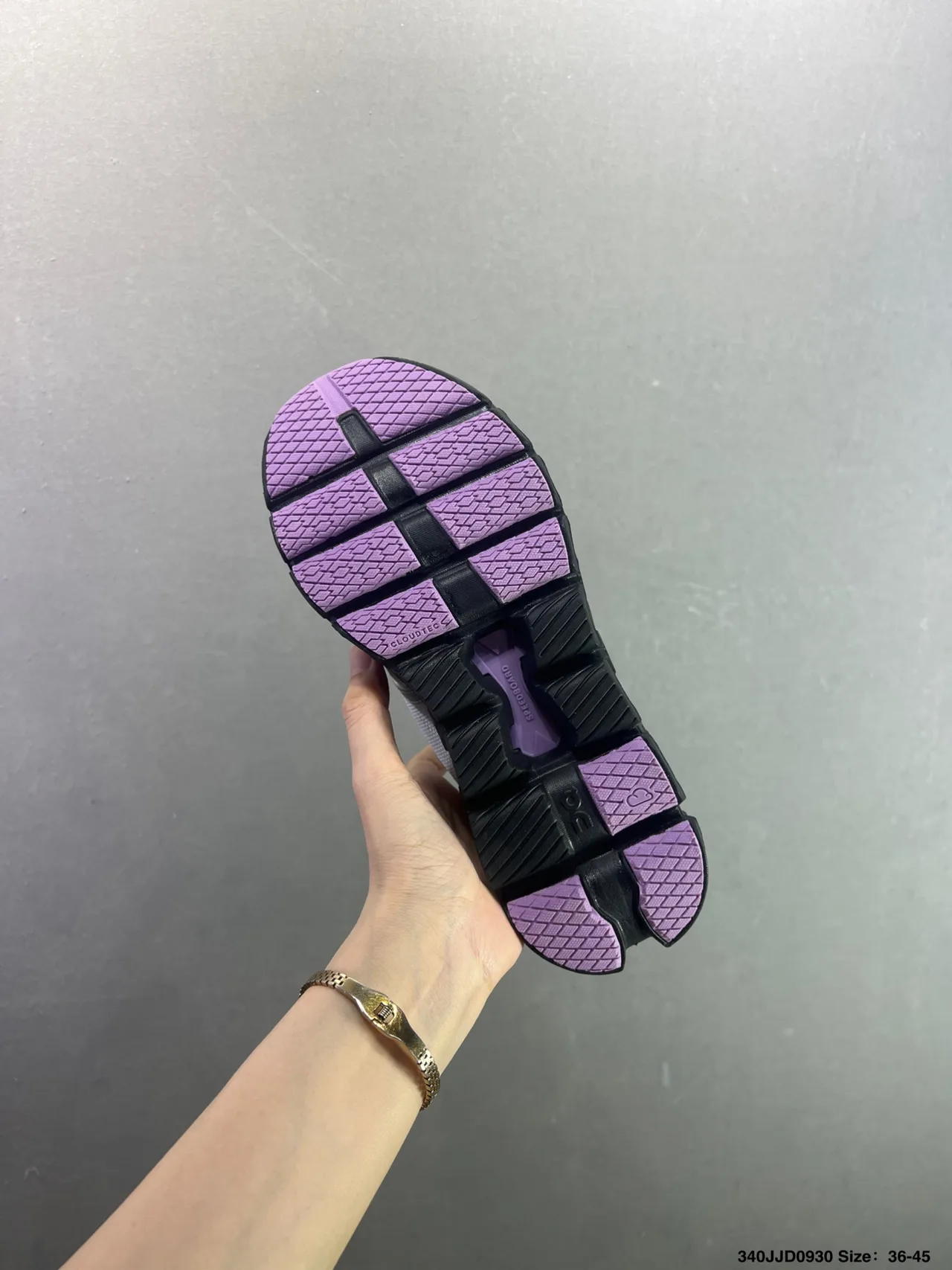 On Cloud X Sneakers in Grey · view 8