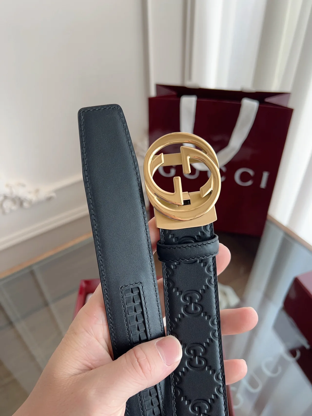 Gucci Cowhide GG Automatic Belt in Black · view 4