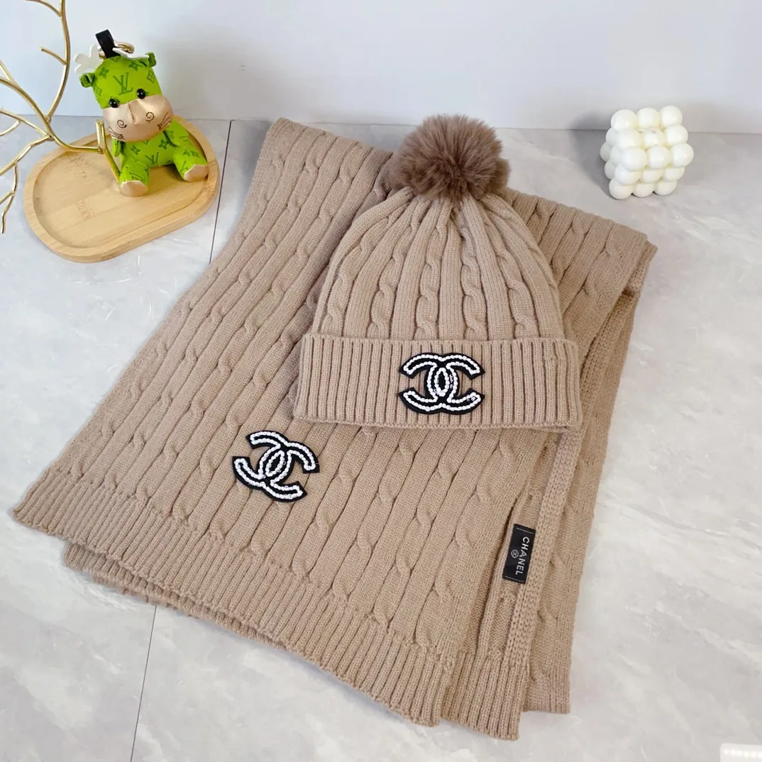 Chanel Wool Ribbed Hat and Scarf Set in Beige · view 5