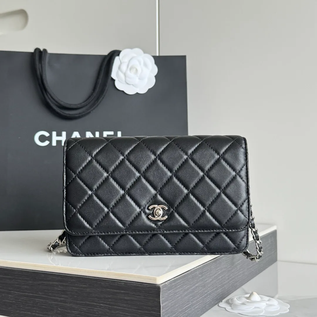 Chanel Calfskin Quilted Glossy Clutch in Black · view 2