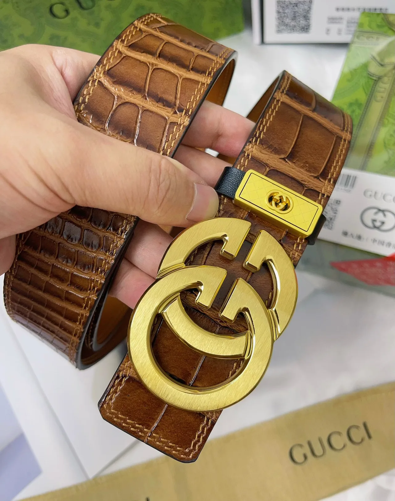 Gucci Cowhide Belt in Brown · view 7