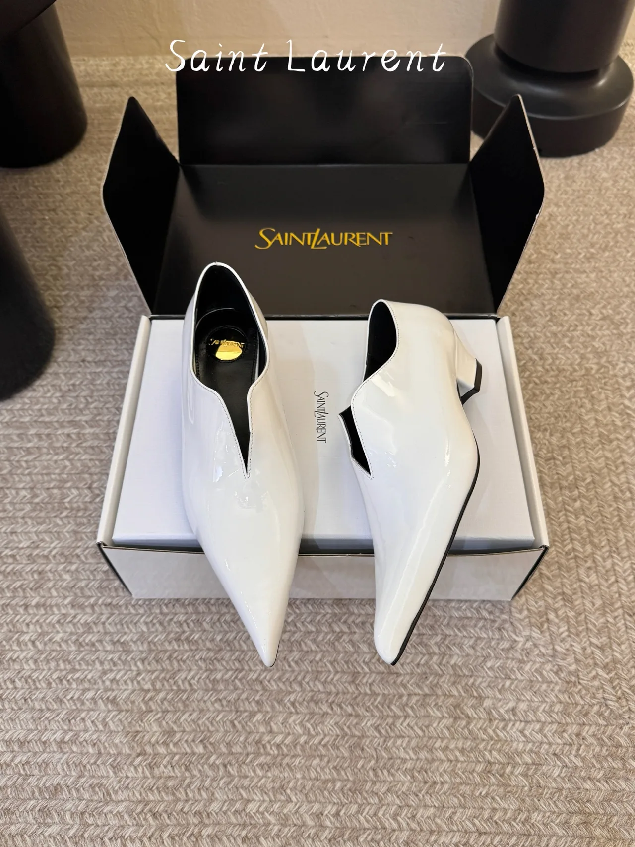 Saint Laurent Patent Leather Glossy Pointed-Toe Pointed Heel Pumps in White · view 2