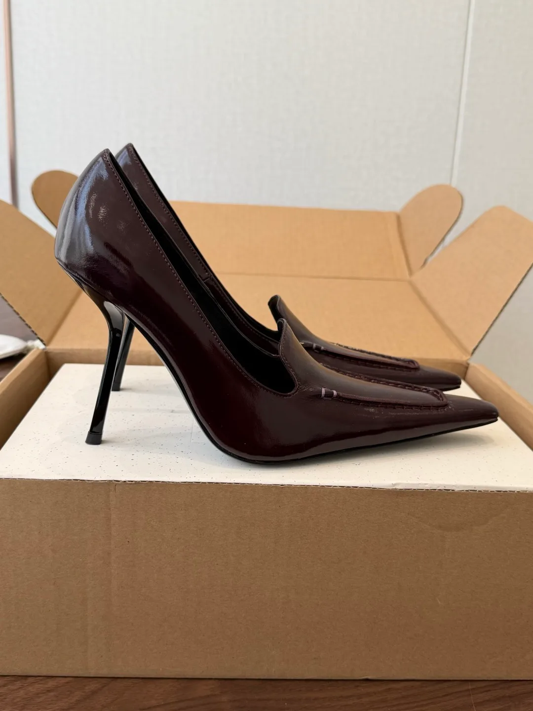 Saint Laurent Cowhide Glossy Pointed-Toe Pumps in Burgundy · view 2