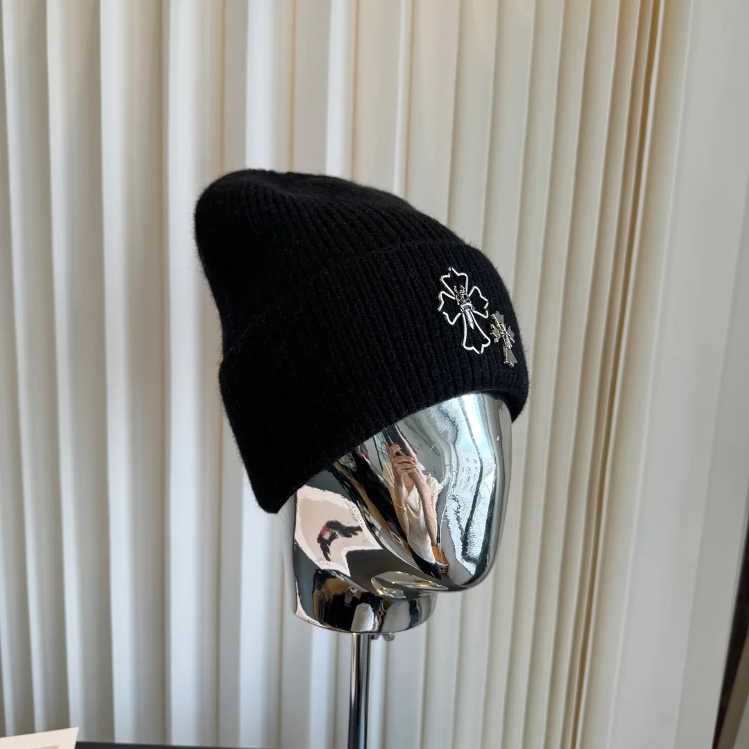 Chrome Hearts Ribbed Embroidered Beanie in Black · view 2