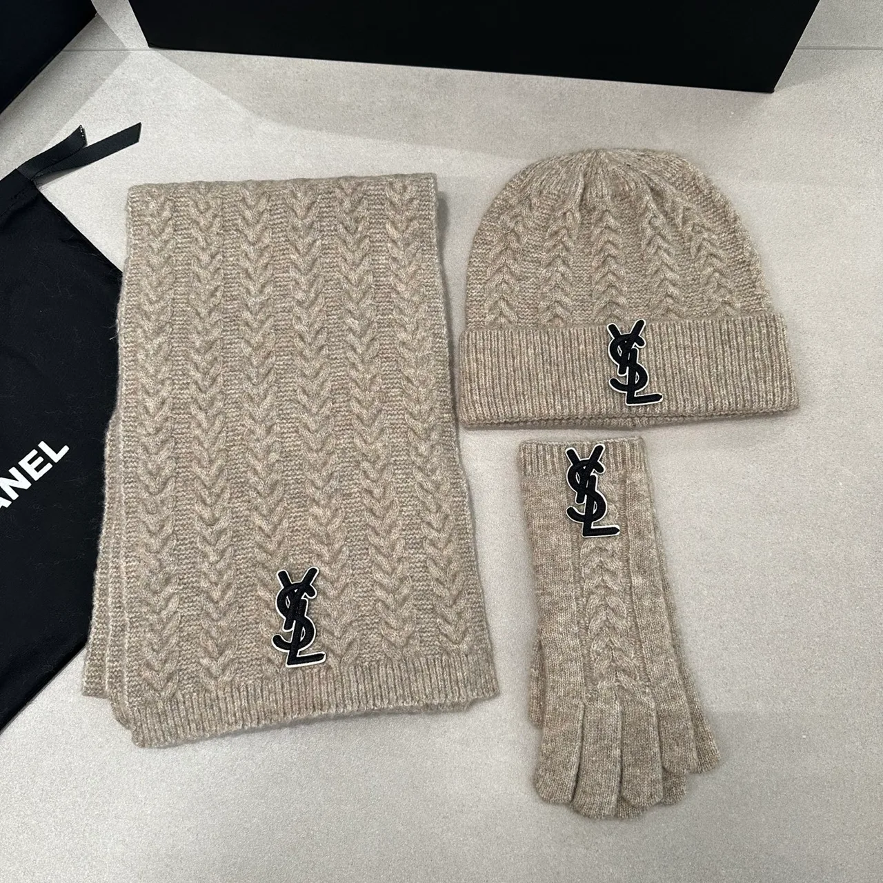 Saint Laurent Hat Scarf and Gloves Set in Black & Grey & Beige & White & Pink & Burgundy · view 3